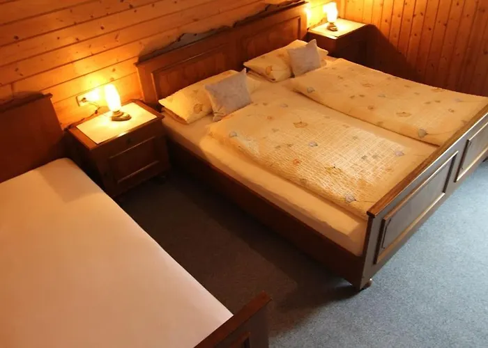 Am Hof In